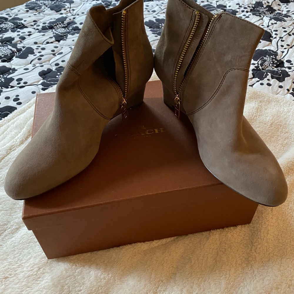 New Coach Booties, sz 7.5, never worn